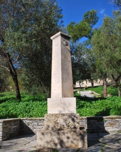 In the footprints of the Philhellenes in Athens
